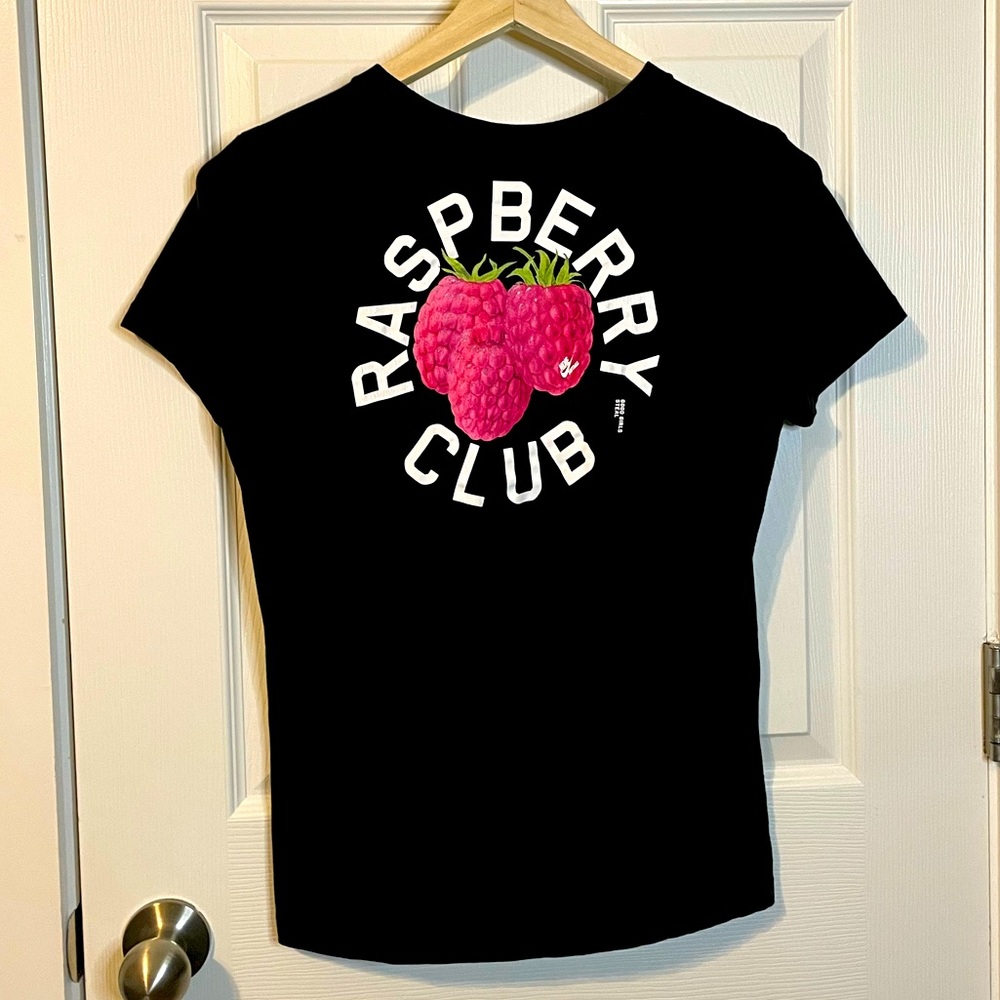 Nike Dri-Fit black ‘Raspberry Club’ graphic tee sz M ‘Good Girls Steal’
